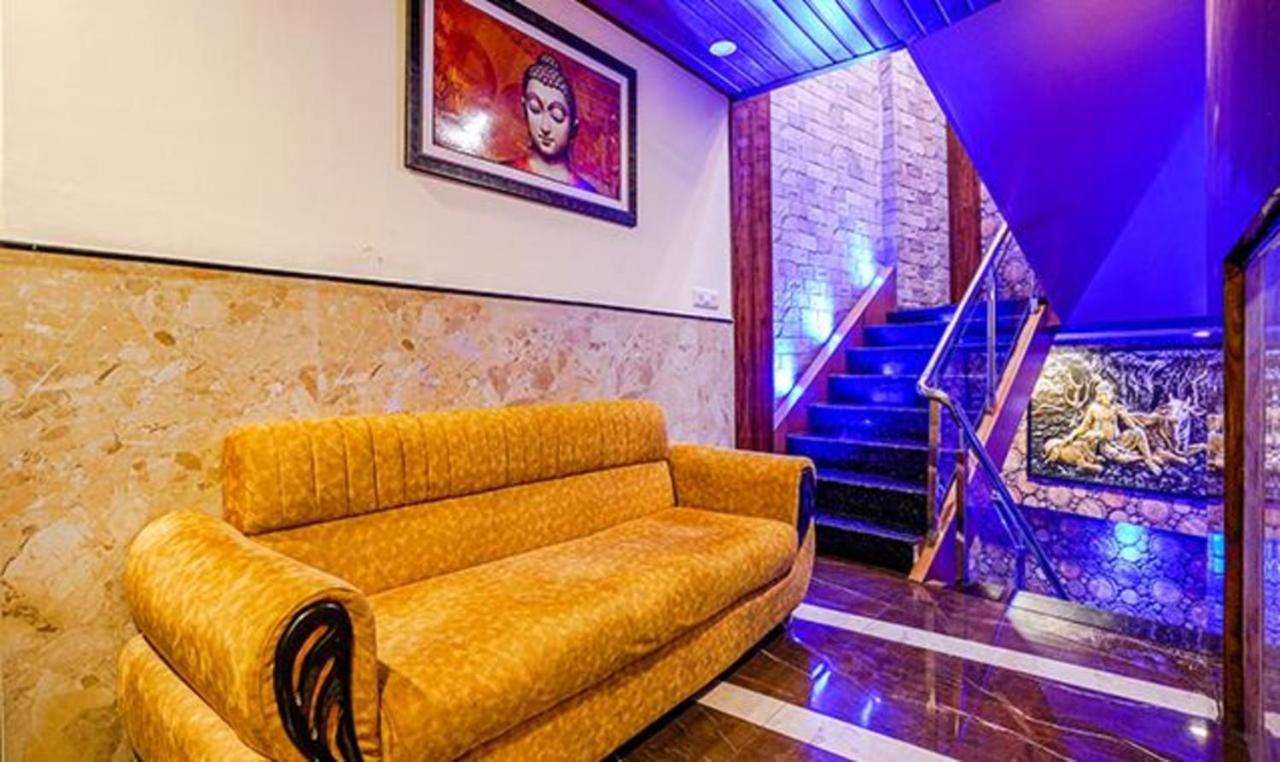 فندق مومبايفي  Fabexpress Royal Park I المظهر الخارجي الصورة